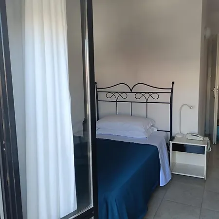 Sympathy Hotel